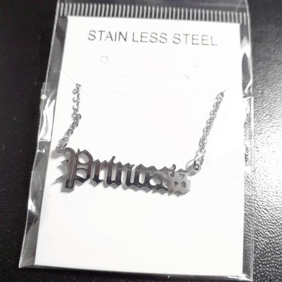 'Princess' Script Necklace - Picture 4 of 4